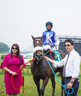 Imperial Power (Akshay Kumar-up) being led in by trainer Patrick Quinn and owner Mrs Kunal Gupta after winning the Calcutta Colts Trial Stakes on Wednesday.